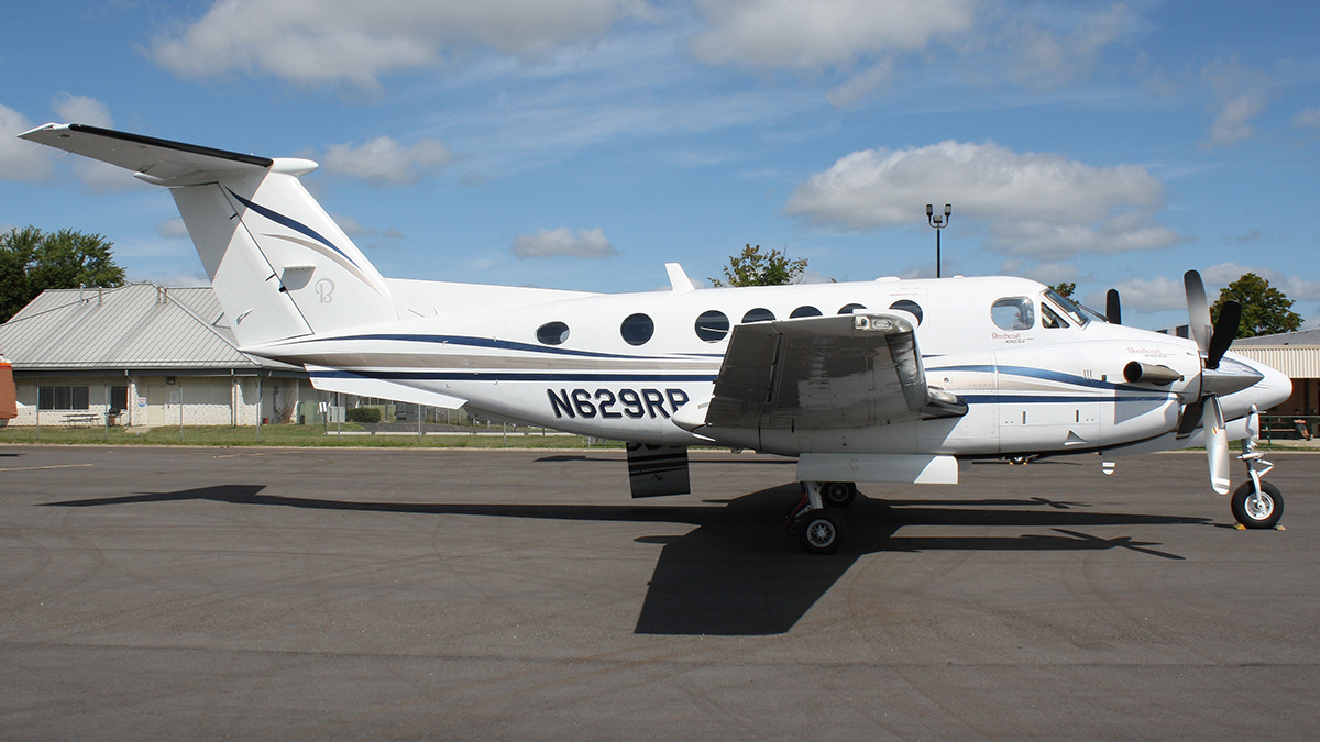 Full size: PRIVATE BE-20 N629RP at Ann Arbor Municipal Airport